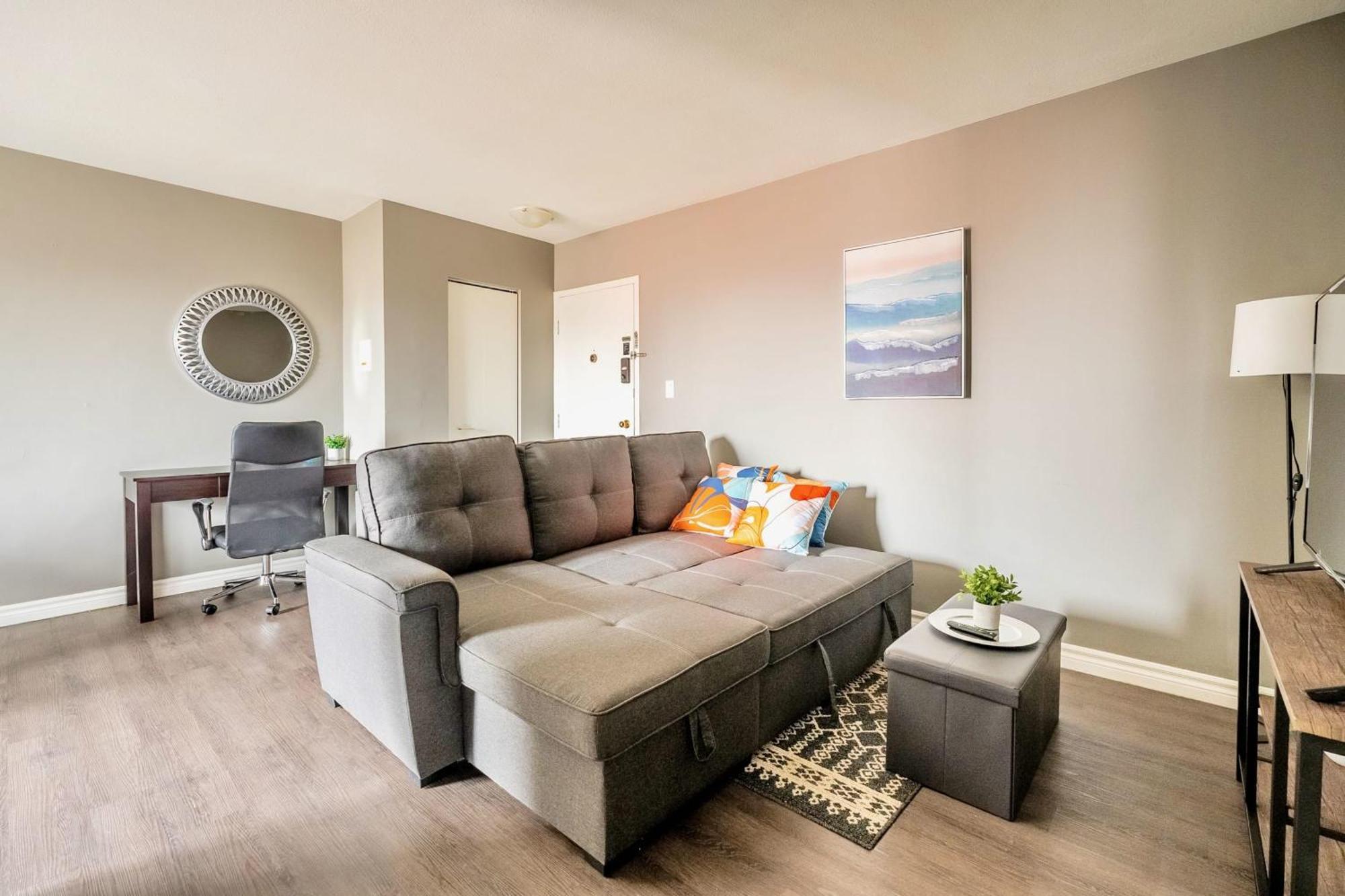 Апартаменти Newly Renovated 2Br Unit In Glenview West Гамільтон Екстер'єр фото